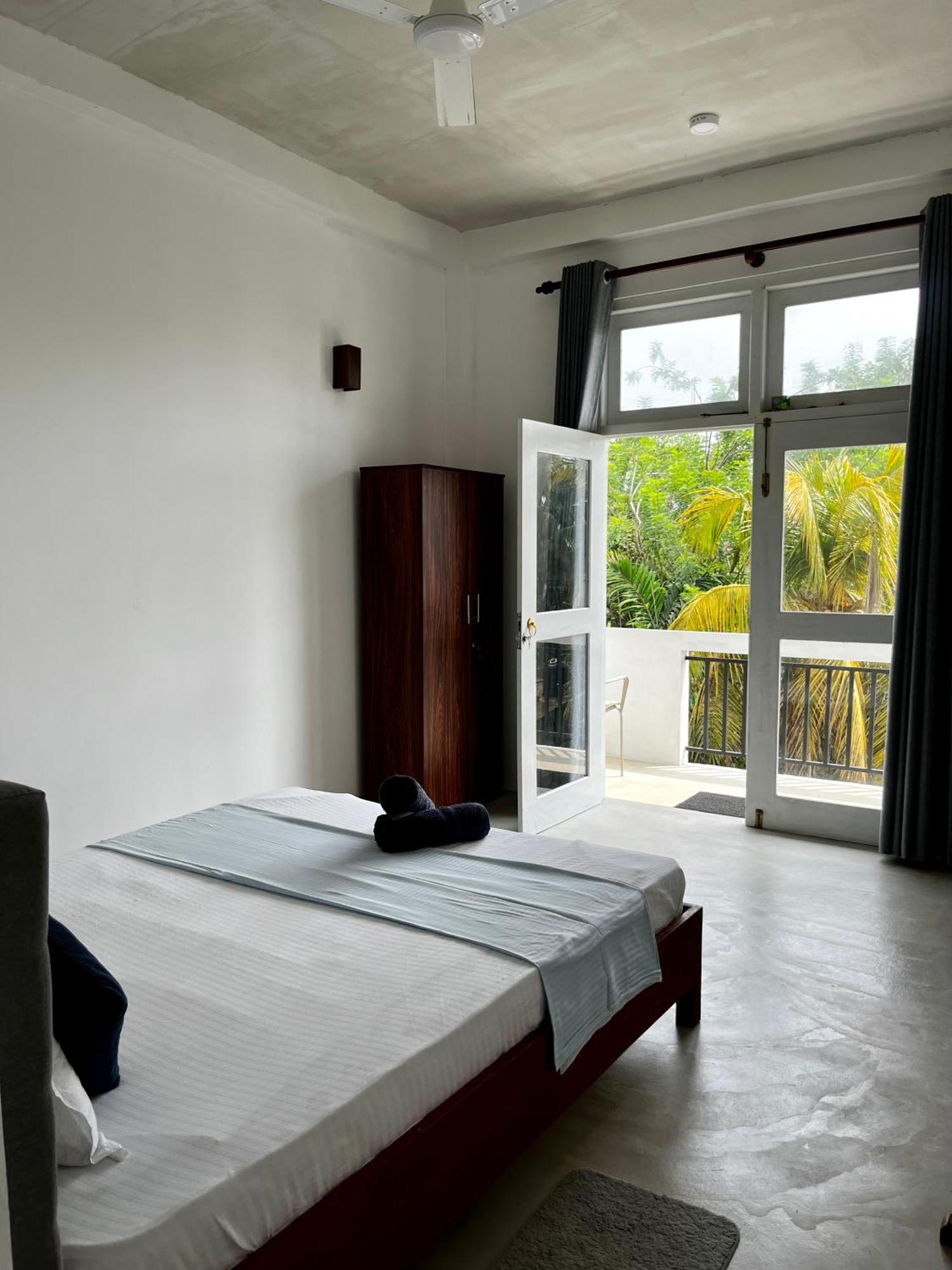 Sunny Souls Hotel Mirissa Buitenkant foto